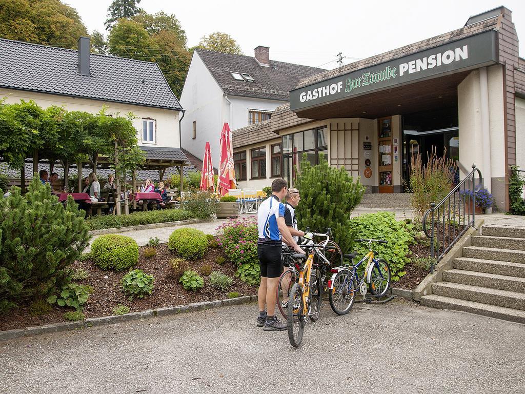 Gasthof Zur Traube Grein Exterior photo