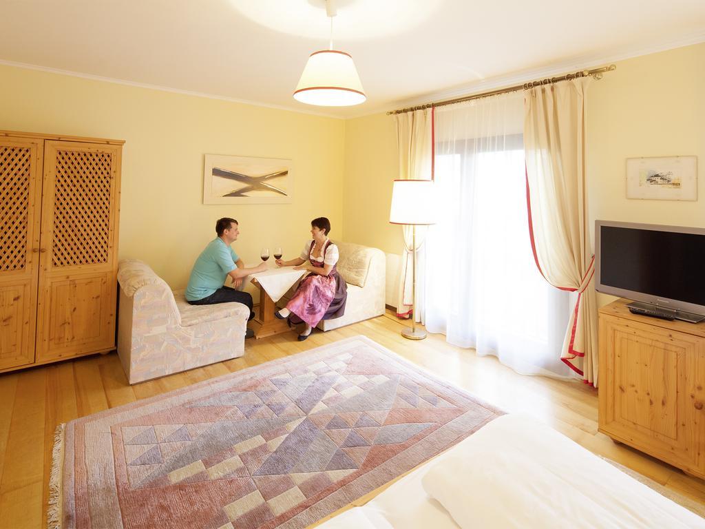 Gasthof Zur Traube Grein Room photo